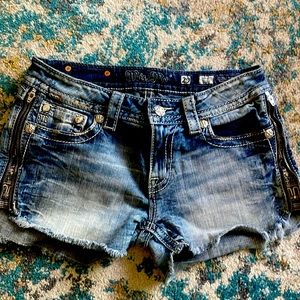 Miss Me Low Rise Jean Short - Size 29